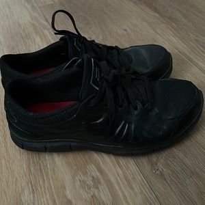 Skechers Slip Resistant Black Memory Foam Work Sneakers Womens Size 6.5 Wide